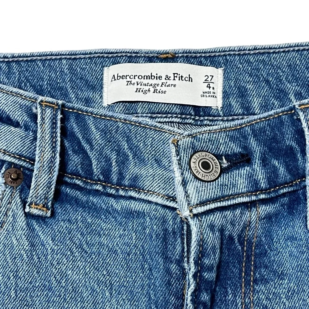 Abercrombie & Fitch Vintage Flare Jeans Women’s 27 Light‎ Wash Retro Denim